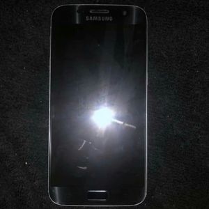 Samsung Galaxy S7 Phone